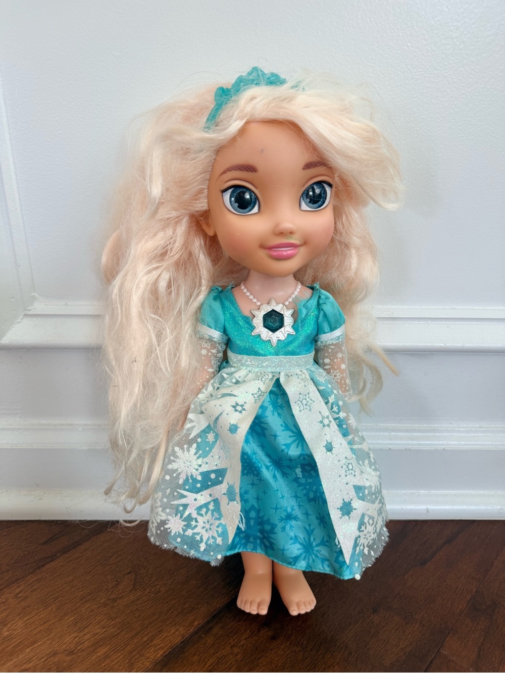 Princess ELSA Frozen Talking Singing Doll Lights Up Disney 14" English / Spanish